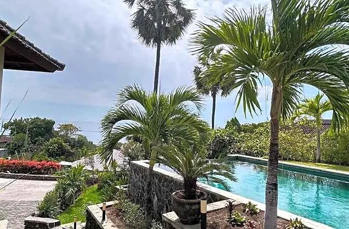 Ponjok Batu 5* バリ島